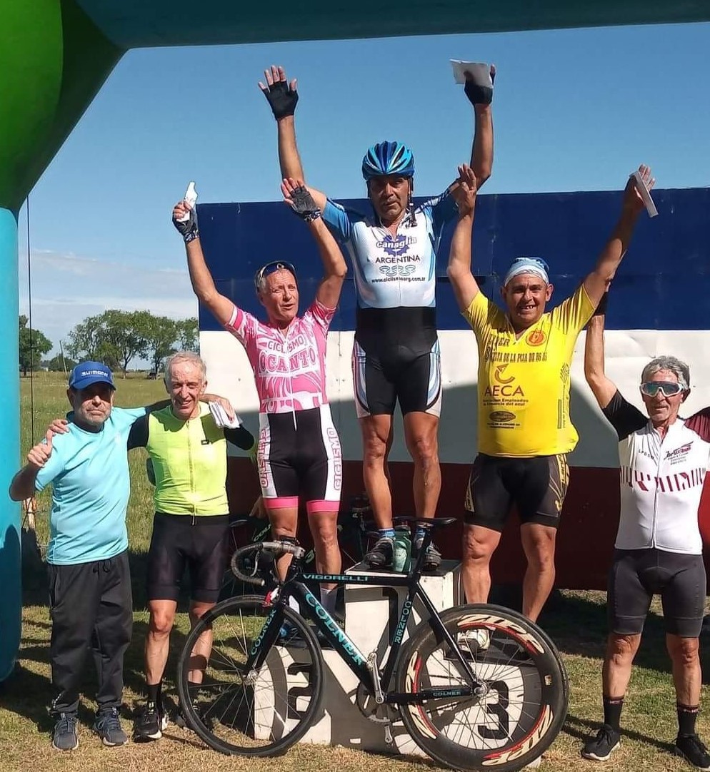 Ciclismo: Saladillenses corrieron en Tapalqué