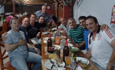 Equipo de Maxibasquet despidi&oacute; el a&ntilde;o deportivo