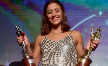 La nadadora Delfina Pignatiello ganó el Olimpia de Oro al mejor deportista del año